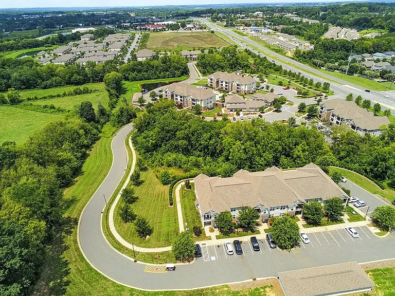 Legacy Concord Apartments — Photo 8