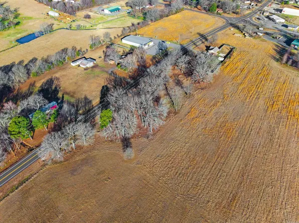 2 Highway 15 N, Lonoke, AR 72086