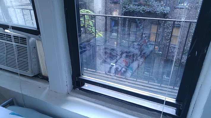 Rented by Downtown Mgt & Realty LLC | media 32