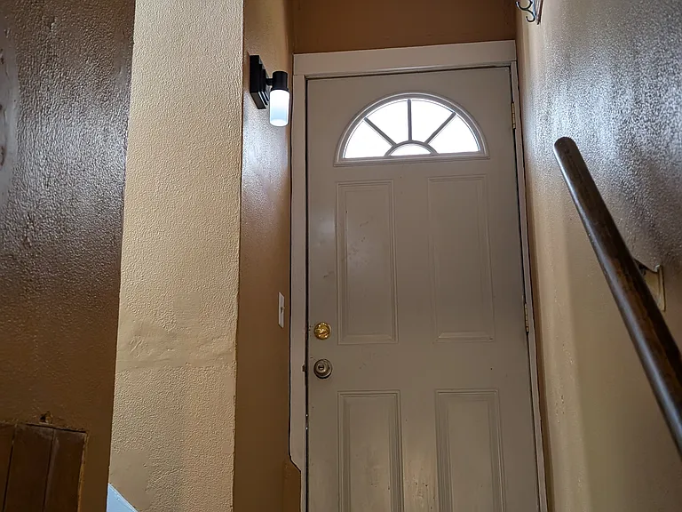 305 Pierce Ave — Photo 6