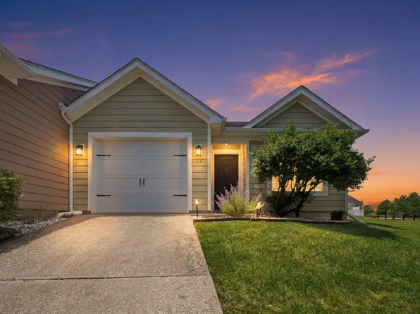 215 Charleston Ct, Frankfort, KY 40601