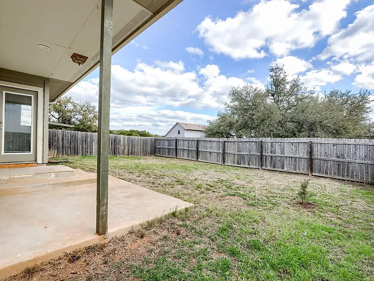 21501 Boggy Ford Rd #B — Photo 25