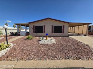 247 W Palma Dr, Green Valley, AZ 85614
