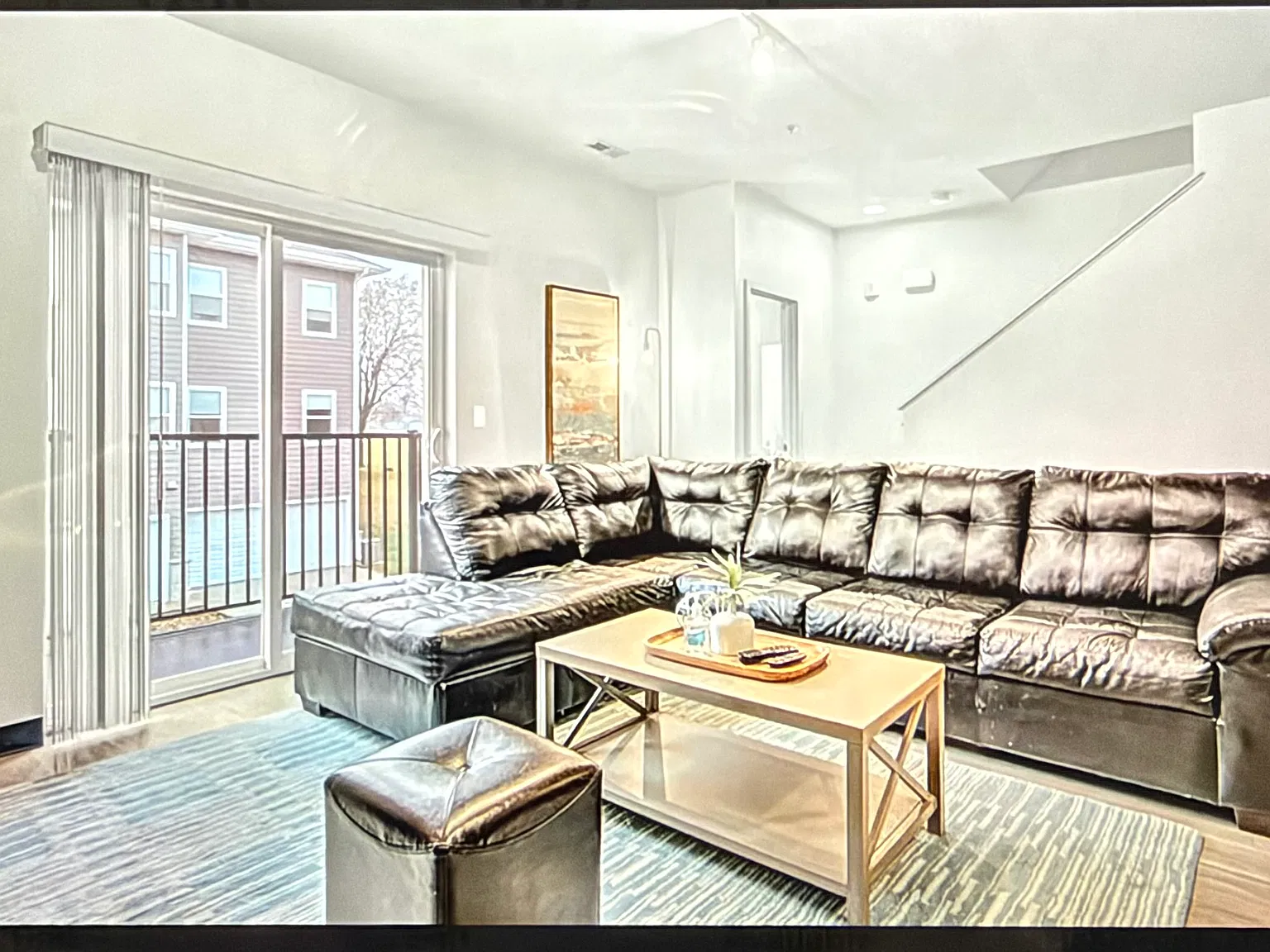 2 bed, 2.5 bath, 1198 sqft, $1,650 — Photo 3