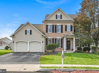 127 Charlan Blvd, Mount Joy, PA 17552