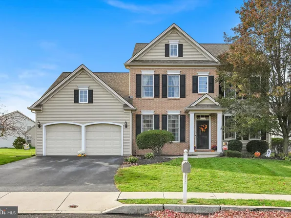 127 Charlan Blvd, Mount Joy, PA 17552