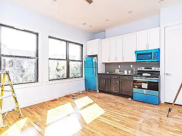 247 Wilson Avenue image 1 of 6