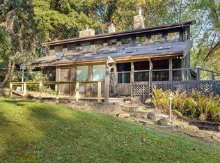 7145 S Rock Nation Rd, Dixon, IL 61021