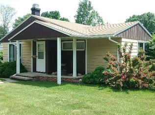 702 Burbank Ave, Waterloo, IA 50702