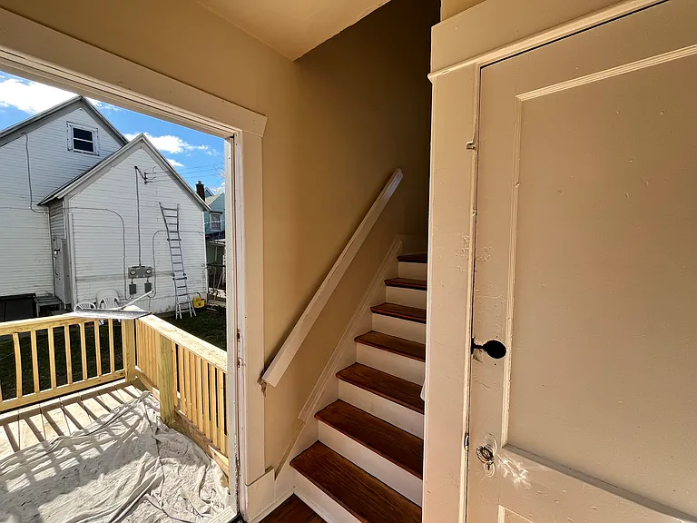 286 Potomac Ave — Photo 18