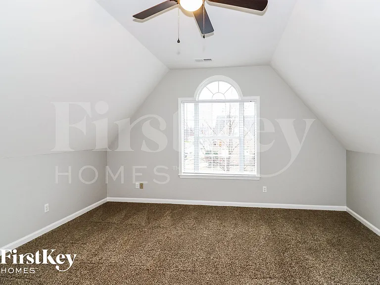1651 S Frence Creek Cv — Photo 13