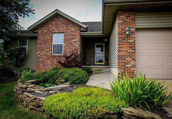 4th image of 280 W Canyon Ct