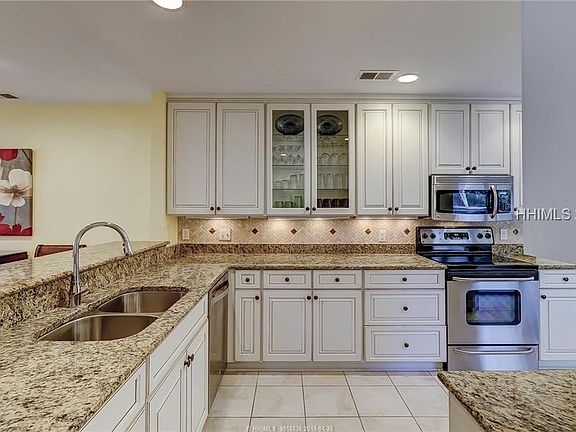 4th image of 108 N Sea Pines Dr APT 561