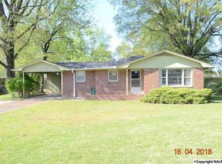 608 Carridale St SW, Decatur, AL 35601