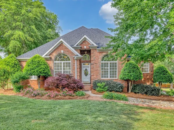 823 Indian Trail Run, Inman, SC 29349