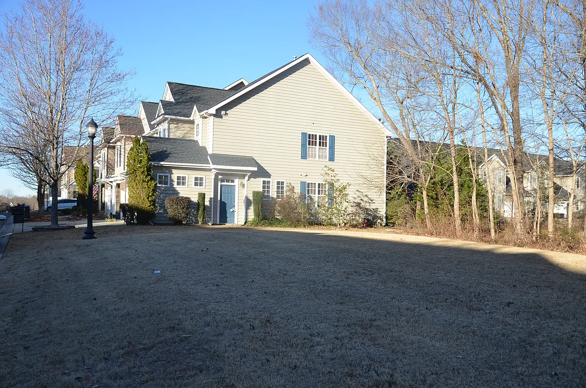 Building Photo - 12217 Red Rust Ln