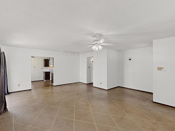 5th image of 7637 Val Verde Dr