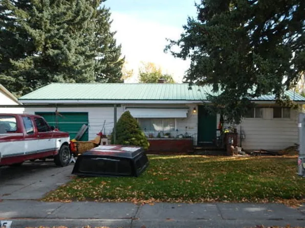 335 Horrocks Dr, Blackfoot, ID 83221