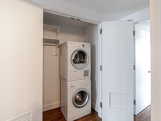 4th image of 225 Schermerhorn St APT 2F