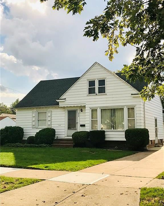 1st image of 472 E 310th St