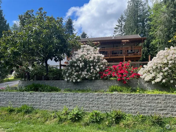 35 Cressey Ln, Port Ludlow, WA 98365