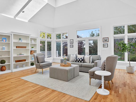 5th image of 308 Falmouth Woods Road