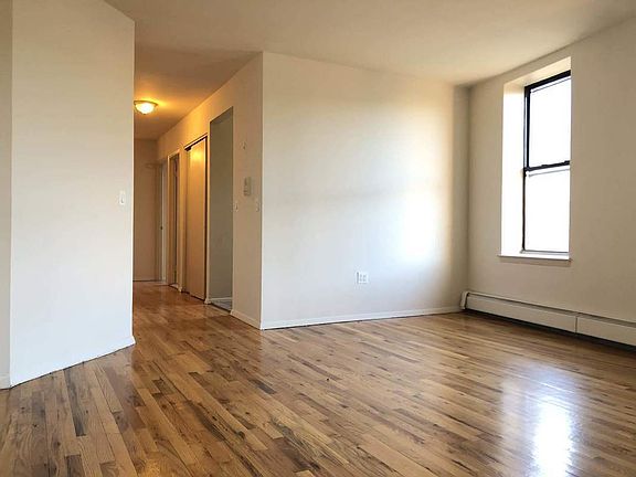 2nd image of 1358 Sheridan Ave APT 5C