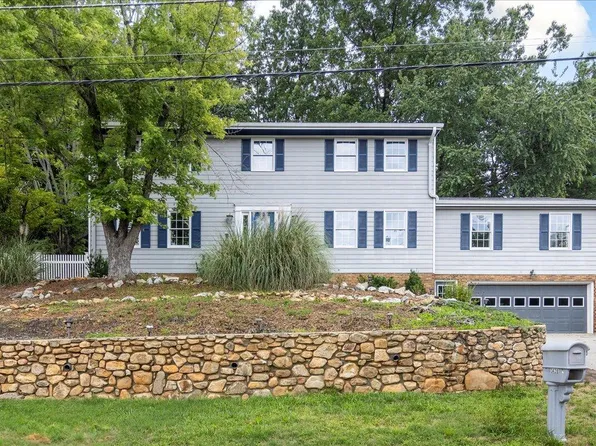 3428 Canter Cir, Roanoke, VA 24018