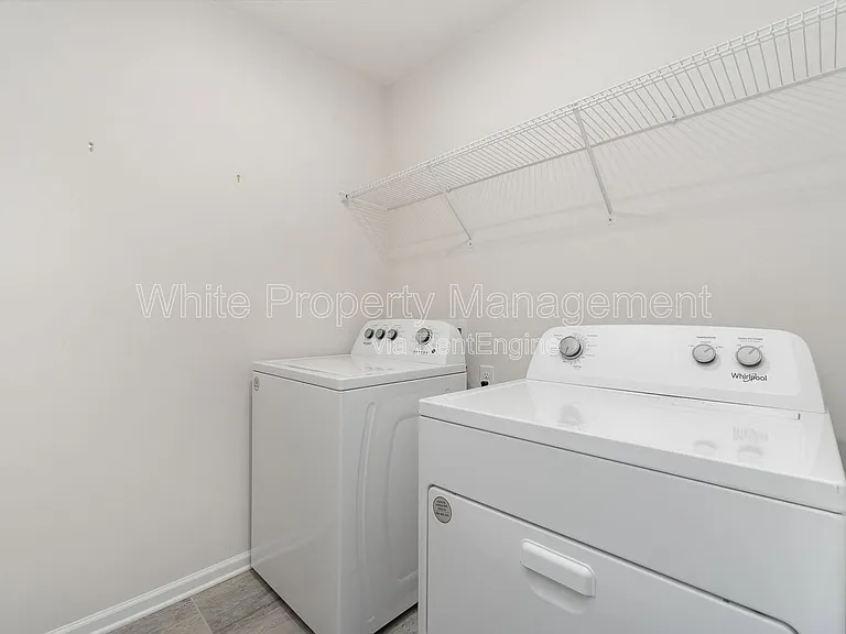 114 Marron Dr — Photo 23