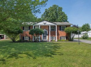 1753 Lemont Dr, Poland, OH