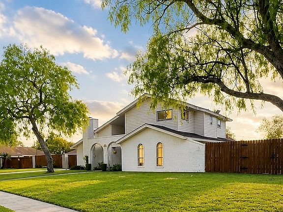 3rd image of 3637 Castle River Dr