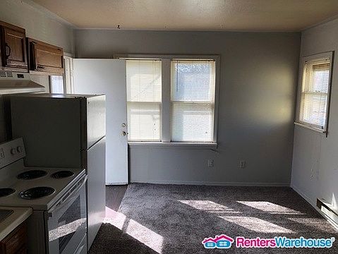 1st image of 716 1/2 SW 35th St