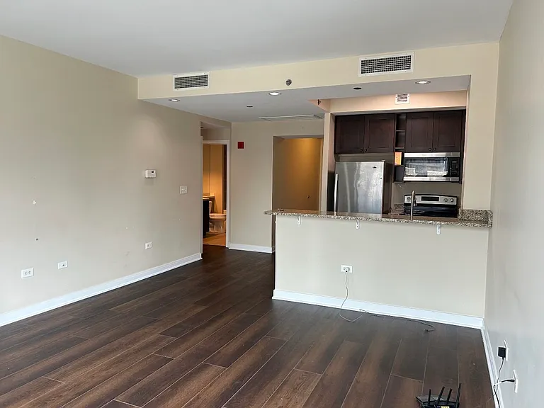 130 N Garland Ct #2408 — Photo 1