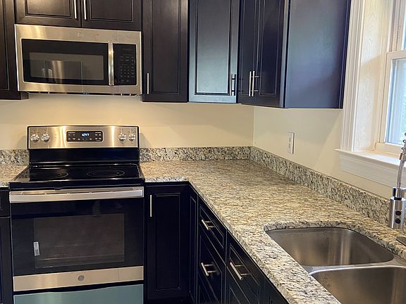 4th image of 108 Robin Ln