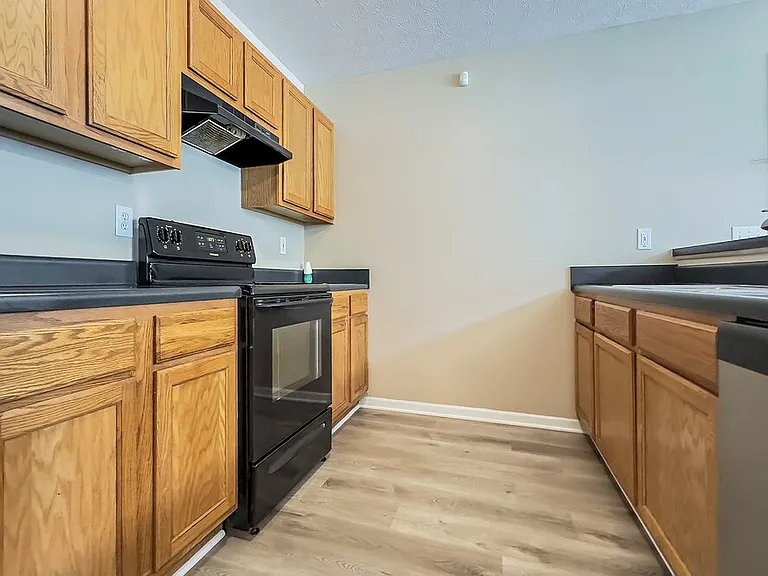 1116 Kramden Ct — Photo 6