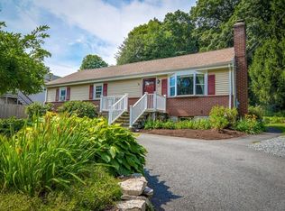 109 Causeway St, Hudson, MA 01749