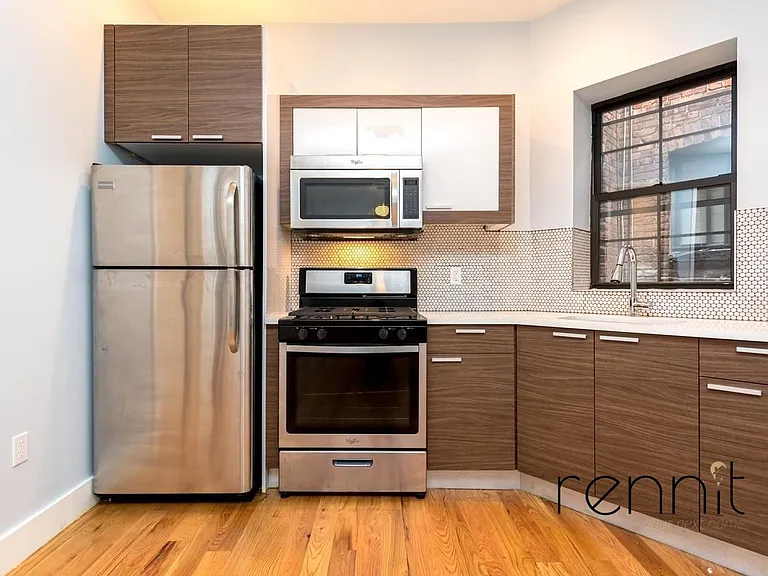 137 Albany Ave #2F — Photo 10