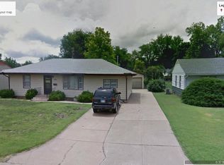 834 E Ellsworth Ave, Salina, KS 67401