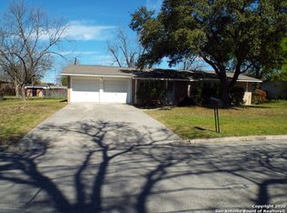 225 Zephyr Dr, Windcrest, TX 78239