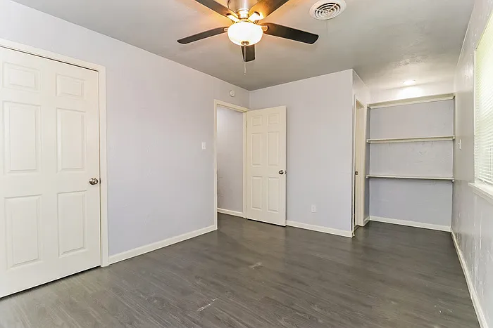 5601 Oak Grove Rd — Photo 13