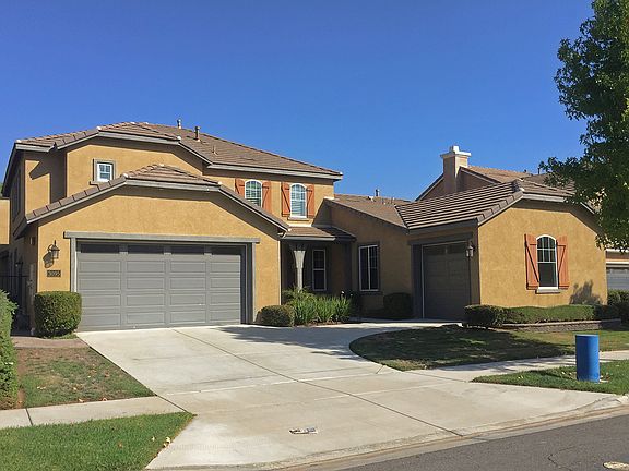 2nd image of 3095 Burnet Dr