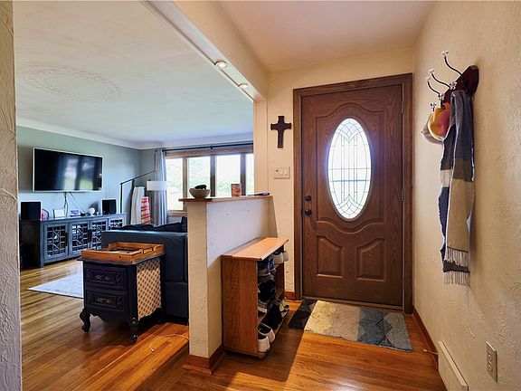 4th image of 109 Olive Dr