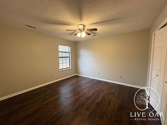 5th image of 1308 Forest Lake Dr