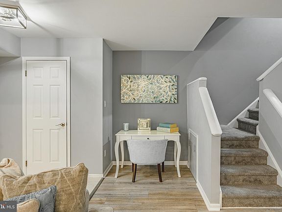 5th image of 216 Northbrook Dr
