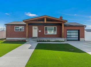 9038 S 220 E, Sandy, UT 84070
