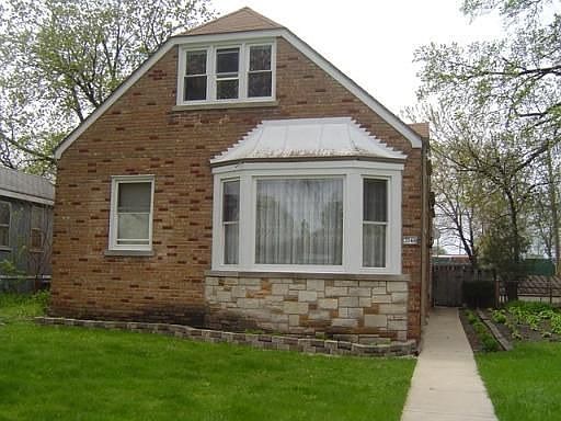1st image of 3044 Lincoln St