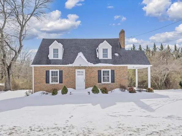 32 Upland Dr, Salem, VA 24153