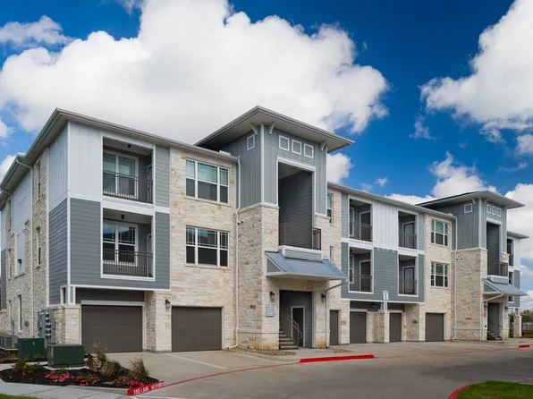 99 W Cedar Bayou Lynchburg Rd APT 7207, Baytown, TX 77521