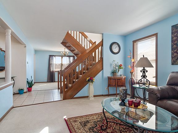 3rd image of 2448 Deerfield Dr