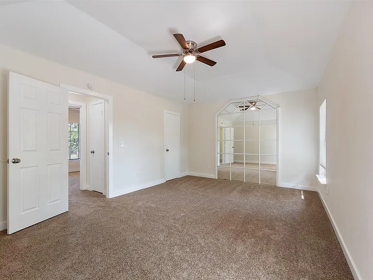 5410 Forest Trails Dr — Photo 19